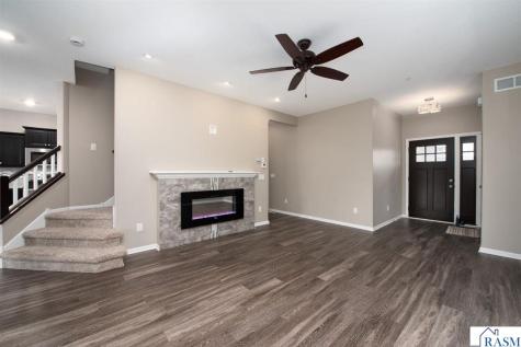 212 Tranquility Trail Mankato MN 56001