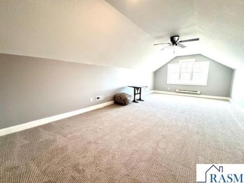 328 Dancing Waters Circle Mankato MN 56001