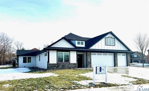 328 Dancing Waters Circle Mankato MN 56001
