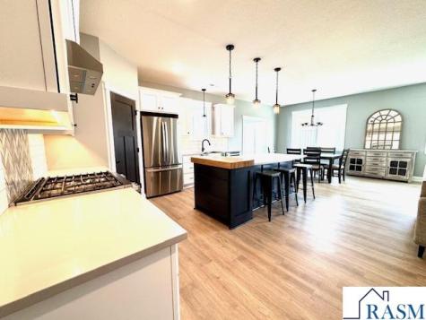 328 Dancing Waters Circle Mankato MN 56001