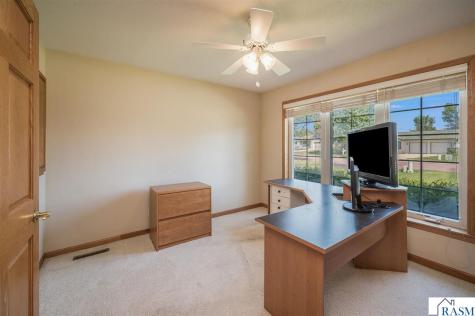 117 Cardinal Drive Mankato MN 56001