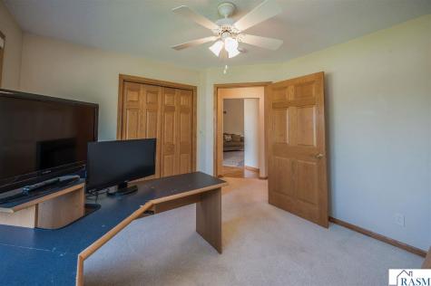 117 Cardinal Drive Mankato MN 56001