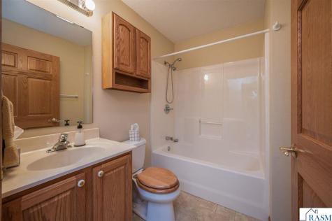 117 Cardinal Drive Mankato MN 56001