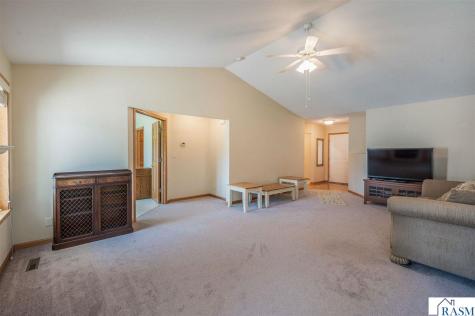 117 Cardinal Drive Mankato MN 56001