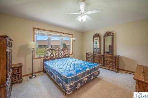 117 Cardinal Drive Mankato MN 56001