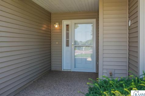 117 Cardinal Drive Mankato MN 56001