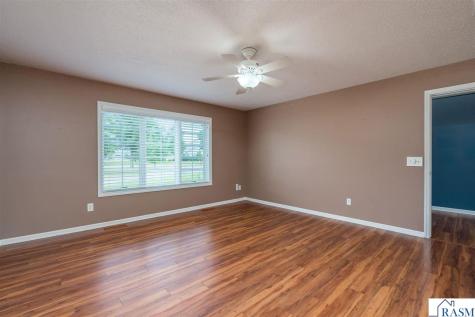 728 Grayhawk Circle Mankato MN 56001
