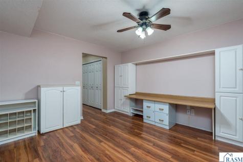 728 Grayhawk Circle Mankato MN 56001