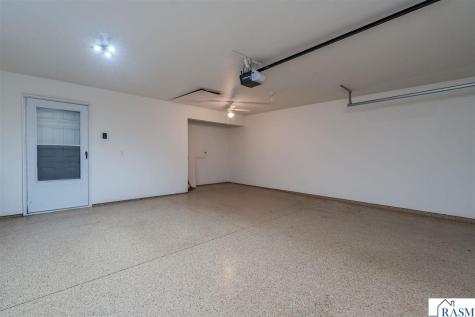 728 Grayhawk Circle Mankato MN 56001