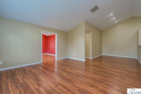 728 Grayhawk Circle Mankato MN 56001