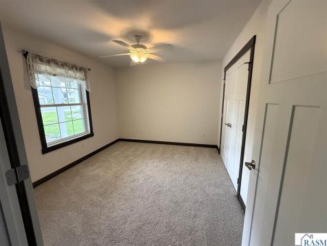 1228 Birchwood Drive New Ulm MN 56073