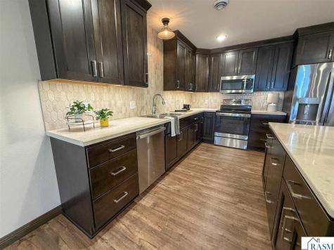 1228 Birchwood Drive New Ulm MN 56073