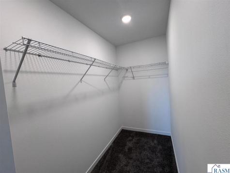 3206 Scotch Lane Mankato MN 56001