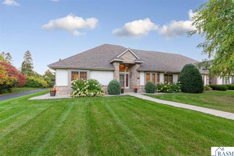 123 Woodhill Court Mankato MN 56001