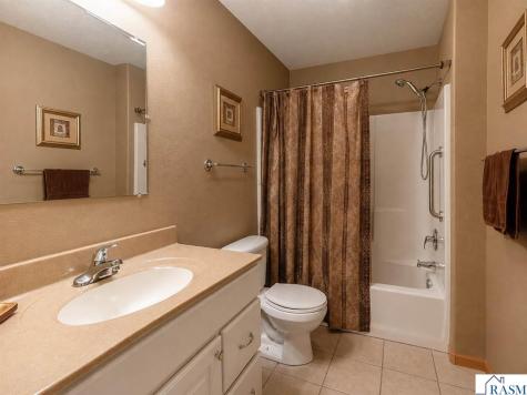 304 Quail Path Mankato MN 56001