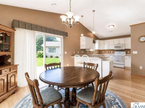 304 Quail Path Mankato MN 56001