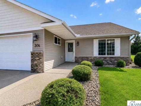 304 Quail Path Mankato MN 56001