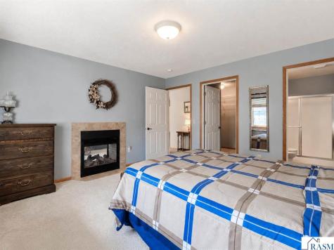 304 Quail Path Mankato MN 56001