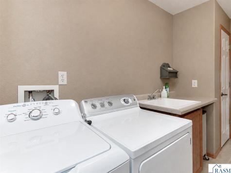 304 Quail Path Mankato MN 56001