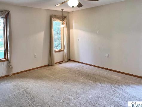 133 Cameo Lane Mankato MN 56001