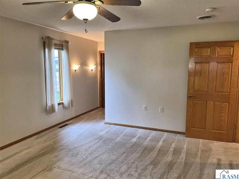 133 Cameo Lane Mankato MN 56001