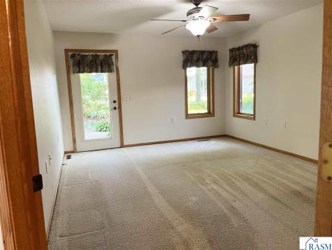 133 Cameo Lane Mankato MN 56001