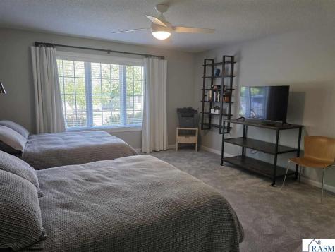 1310 Pine Point Curve St. Peter MN 56082