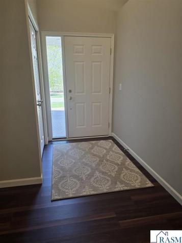 1310 Pine Point Curve St. Peter MN 56082