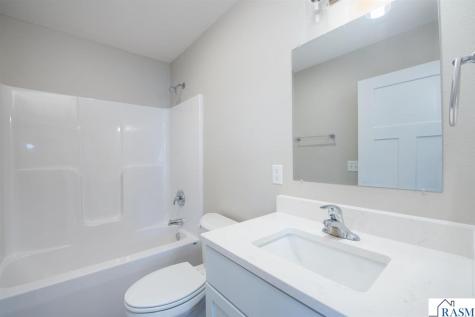3111 Scotch Lane Mankato MN 56001