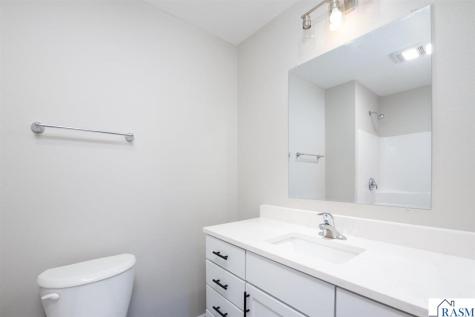 3111 Scotch Lane Mankato MN 56001