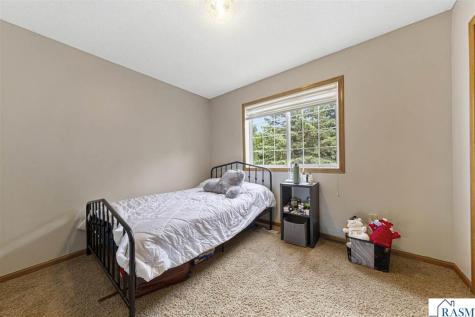 11 Restless Court North Mankato MN 56003