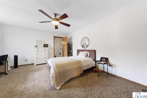 11 Restless Court North Mankato MN 56003