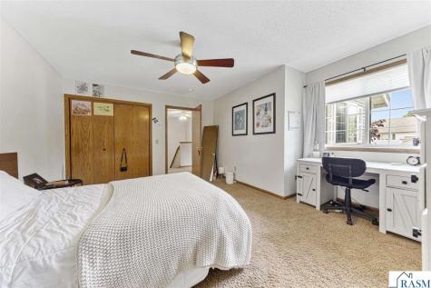 11 Restless Court North Mankato MN 56003