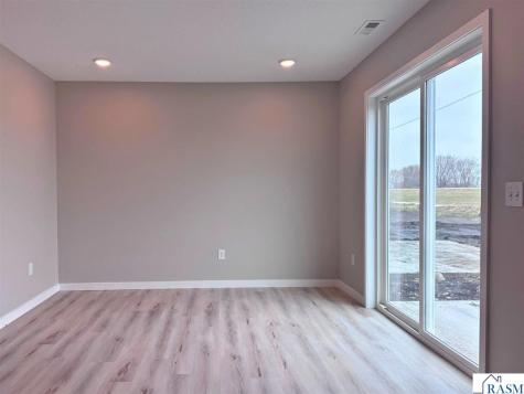 3202 Scotch Lane Mankato MN 56001