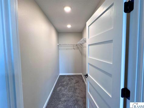 3202 Scotch Lane Mankato MN 56001