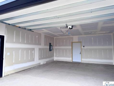 3202 Scotch Lane Mankato MN 56001