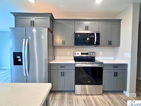 3202 Scotch Lane Mankato MN 56001