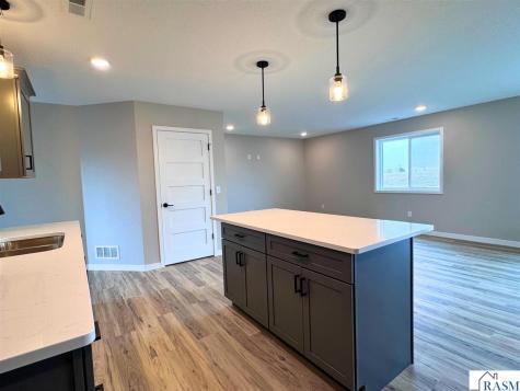 3202 Scotch Lane Mankato MN 56001