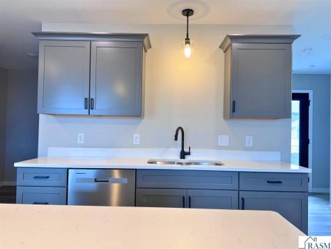 3202 Scotch Lane Mankato MN 56001