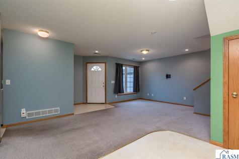 108 Tanager Path Mankato MN 56001