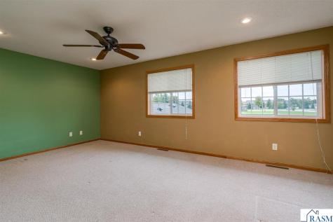 108 Tanager Path Mankato MN 56001