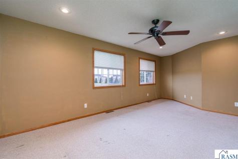 108 Tanager Path Mankato MN 56001