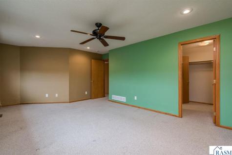 108 Tanager Path Mankato MN 56001