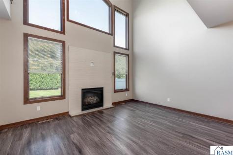 814 Pinnacle Path Mankato MN 56001