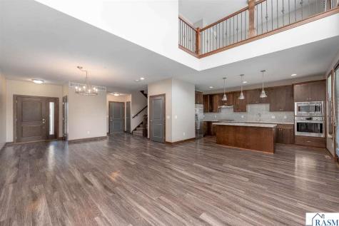 814 Pinnacle Path Mankato MN 56001
