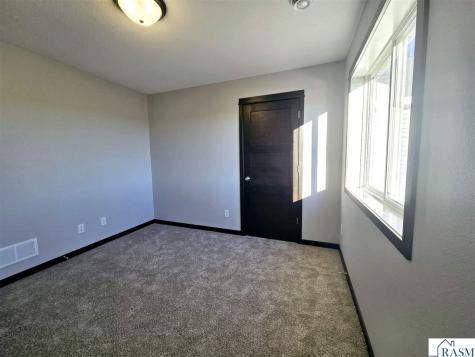 1117 SE 8th Avenue Waseca MN 56093-2075