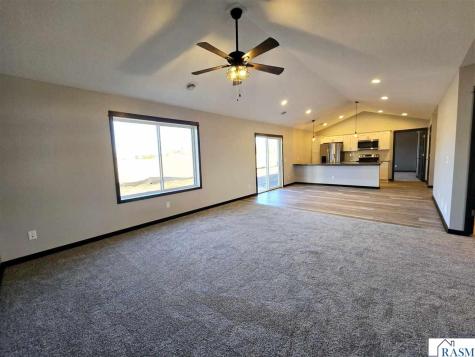 1117 SE 8th Avenue Waseca MN 56093-2075