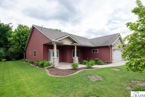 217 Pinehurst Drive Mankato MN 56001
