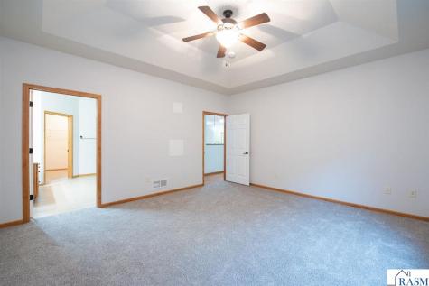 217 Pinehurst Drive Mankato MN 56001