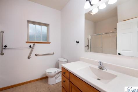 217 Pinehurst Drive Mankato MN 56001
